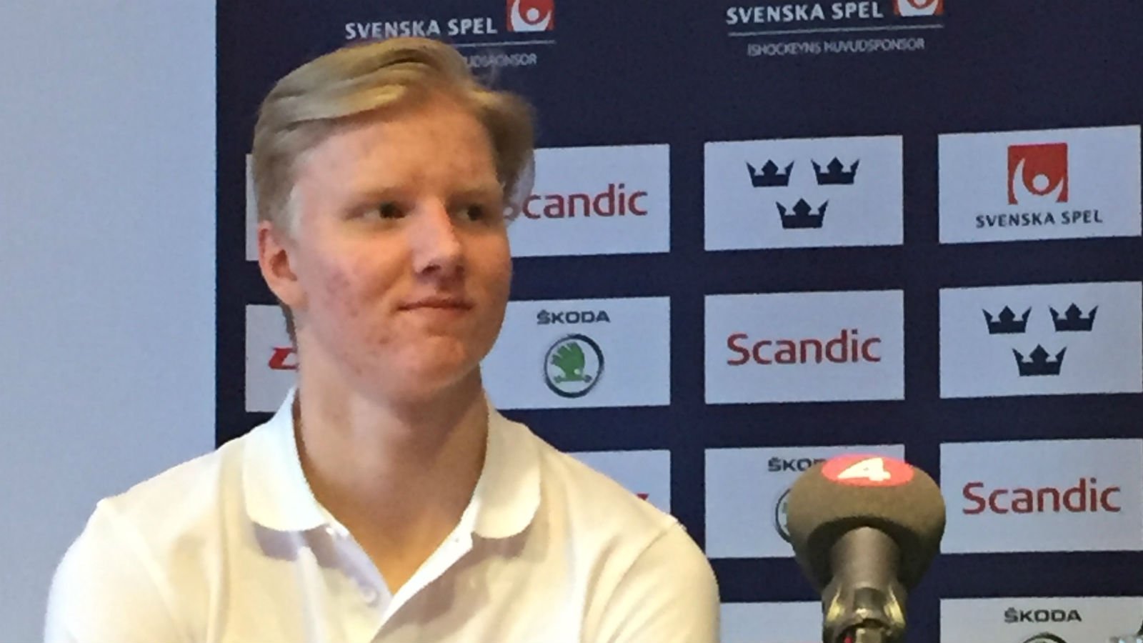 Uffe Bodin on Twitter: "There aren't too many 17 year-olds who get their  own press conference, but Rasmus Dahlin is not your average 17 year-old:  https://t.co/RSL2g5kxrm #WJC2018 #NHLprospect #RasmusDahlin  https://t.co/YuIUT47A3k" / Twitter