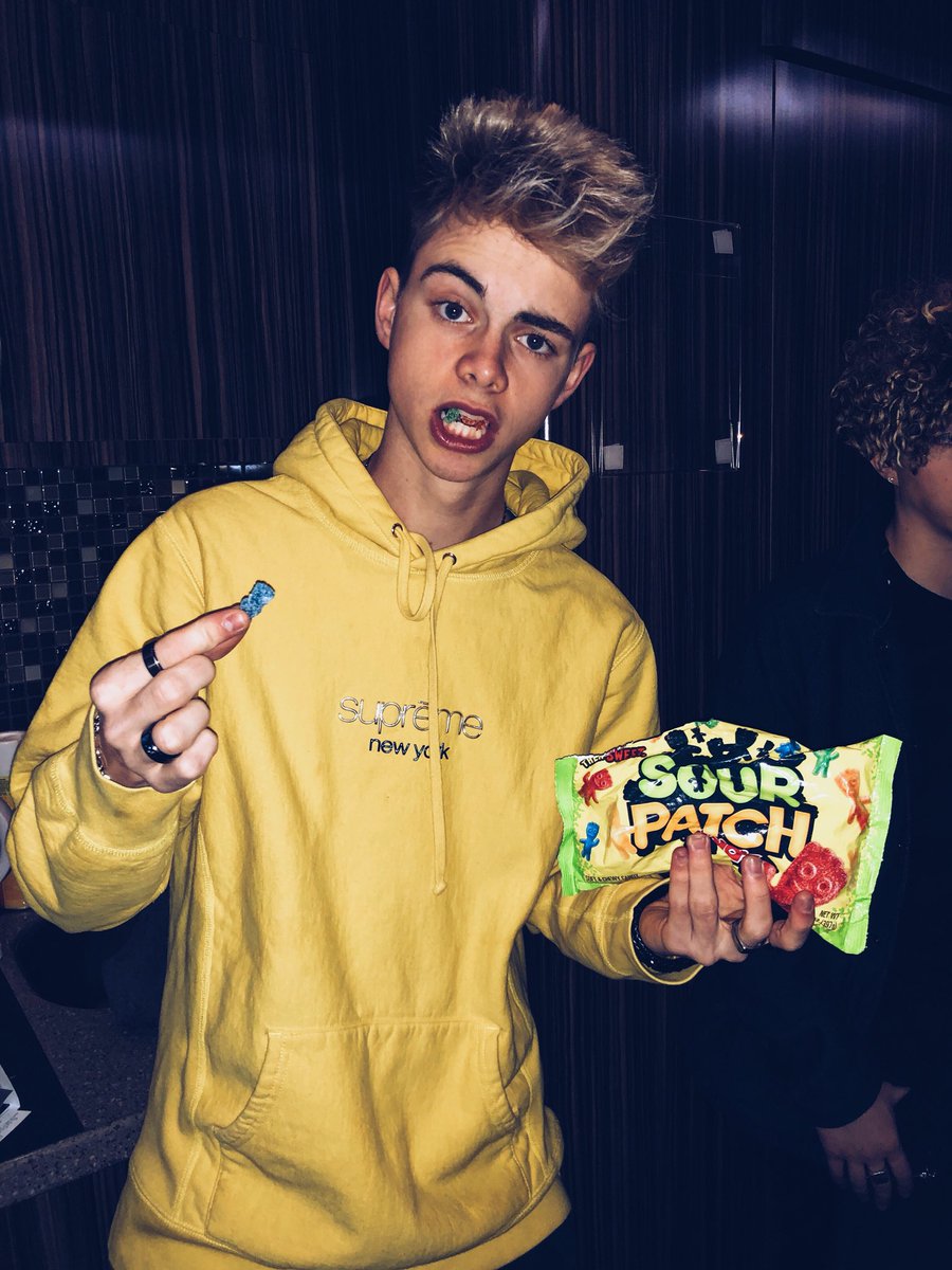 whydontwemusic's tweet photo. yuh yuh yuhhh https://t.co/dBTM5EgKjj