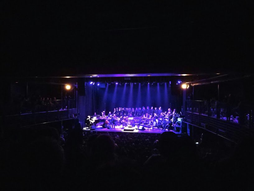 Petit record de la nit d'ahir ☺️
GRÀCIES, GRÀCIES, GRÀCIES !!! 🎶
Joan Diaz, Joan Albert Amargós Altisent, <a href="/tallerdemusics/">Taller de Músics</a> <a href="/JEnriqueMorente/">JoseEnriqueMorente</a> <a href="/pere_martinez_/">Pere Martinez</a> <a href="/LaPauDominguez/">Paula Domínguez</a> <a href="/Arcangel_Flamen/">Arcángel Flamenco</a> Juan Gómez "Chicuelo", <a href="/bcnjazzfest/">BarcelonaJazzFestival</a> @BARTSbcn #EnriqueMorente #bcnjazz49 #flamenco #jazz