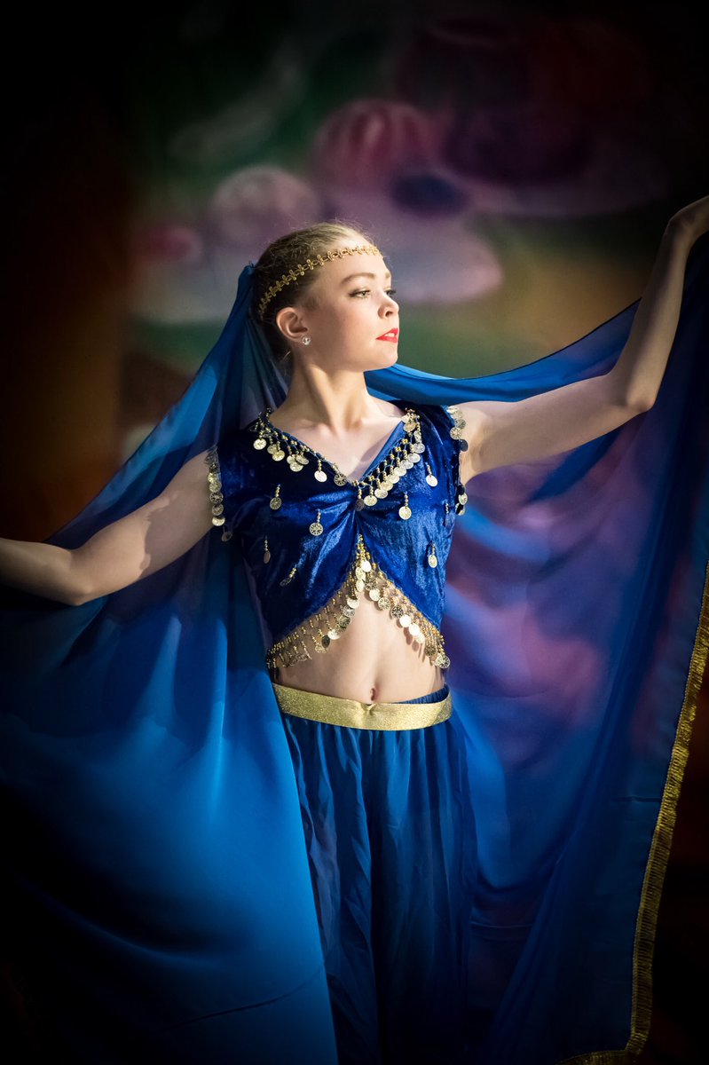 SumserPhotos's tweet photo. Just a sample of the beauty that is is the #nutcracker ballet. Join the Loudoun Ballet Performing Arts Company for their production at Loudoun Valley High School, December 15-17. #lbpac #lsofballet https://t.co/BAEkrVLyUZ