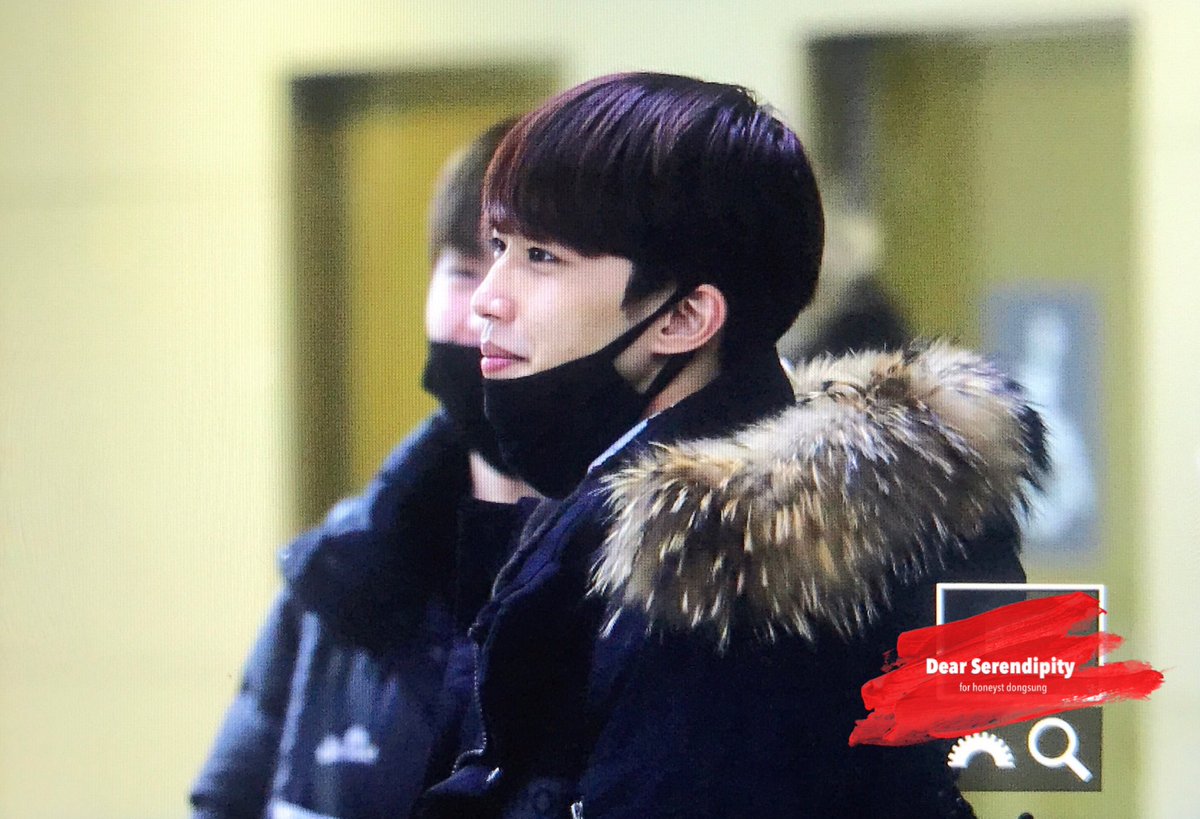 ds_960409's tweet photo. 171215 GMP 출국
킹덤ㅠ 잘하고 와ㅠ 잘다녀 와ㅠ

#서동성 #seodongsung #허니스트 #HONEYST #연애하고싶은데요 https://t.co/0KqYTBYagK