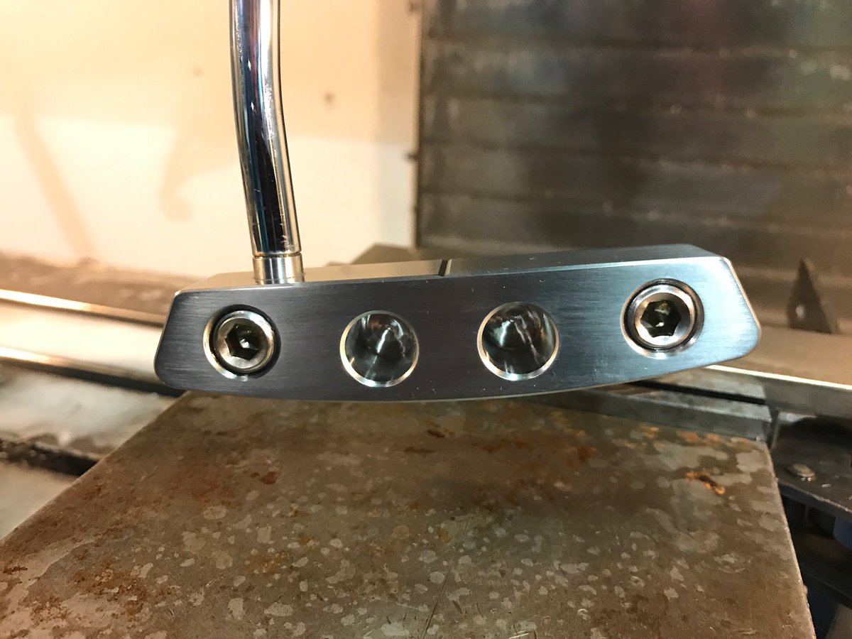 rjcustomputter's tweet photo. Prototype work continues today. Weight option for fittings has been introduced to the new model. 5g to 12g can now be added to customize the weight add feel. We’re looking to have a production model available soon. https://t.co/hZeg29maba