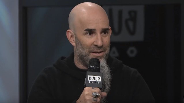 ANTHRAX's SCOTT IAN Says DONALD TRUMP 'Fooled 30 Percent Of America' blabbermouth.net/news/anthraxs-… https://t.co/PYLGoSXpM3