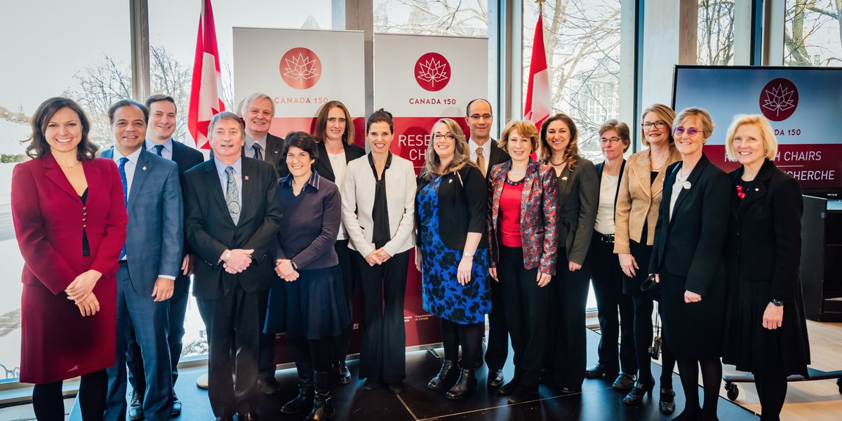 SFU_Science's tweet photo. Impressive crowd! That's @SFU Dean of Science (2nd from right) along with #Canada150 Chair @CarolineColijn behind @ScienceMin &amp; @ChiefSciCan, Mona Nemer. These women rock science! https://t.co/xpgLsJYxqW