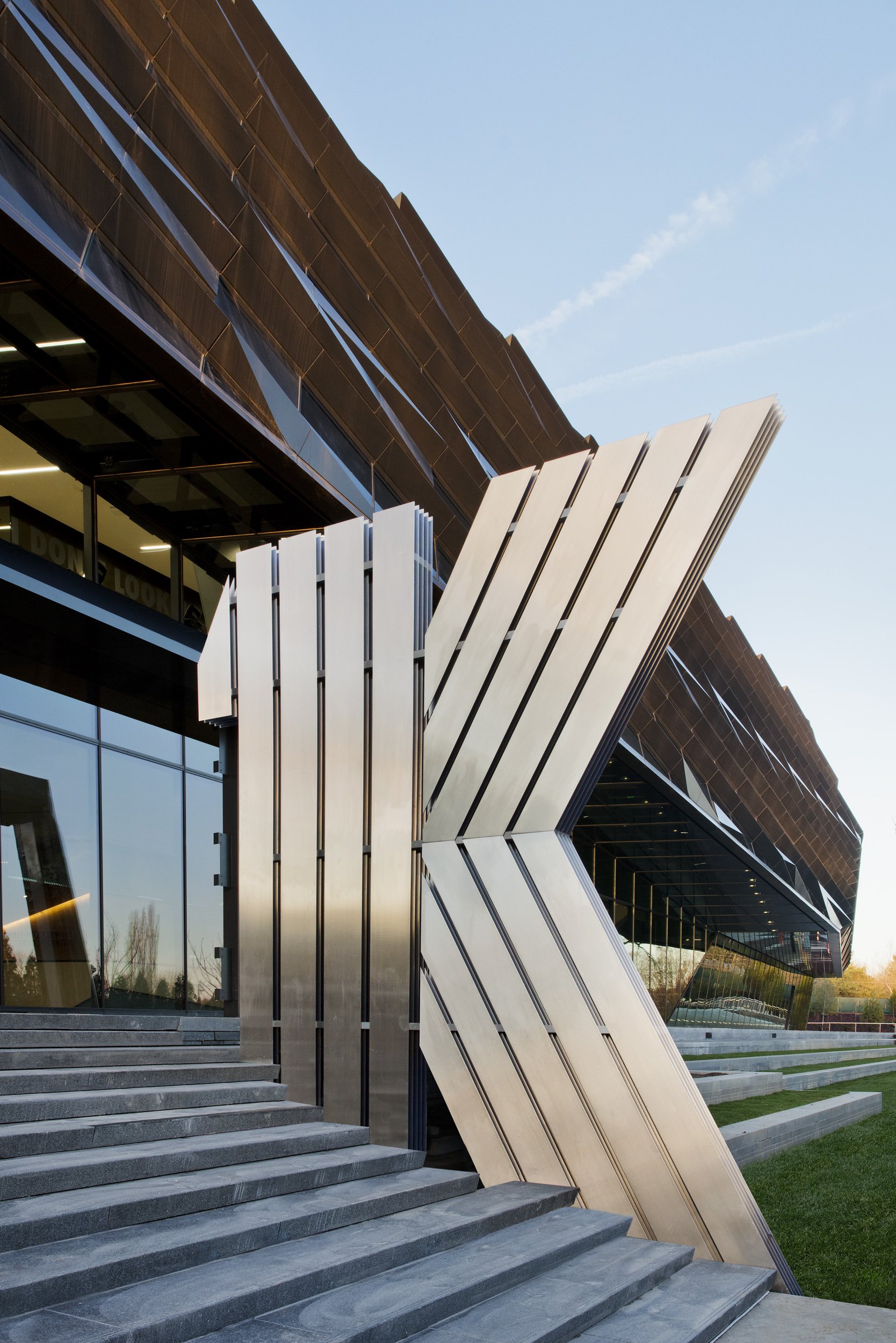 B R Kicks on X Nike introduces the Michael Krzyzewski Fitness Center at its World Headquarters in Beaverton OR https t T63lbvBIkp X
