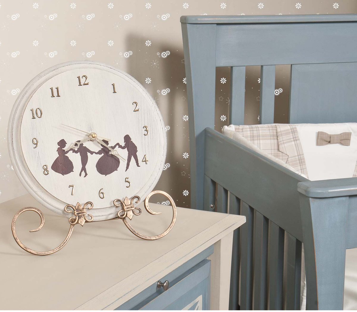 #Decorate a #Shabby #Chic #Nursery | thespruce.com/how-to-decorat…

#Boston #NYC #NewYork #Canada #Design #ShabbyChic #InteriorDesign #Artisan #Style #Household #Home #Decoration #Decorate #Infants #Newborns #Baby #Toddlers #Moms #Motherhood #Designer #Inspiration #Creative #Glamorous
