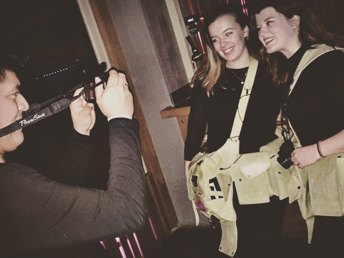 Was Het @camerameisje nu bij <a href="/ingnederland/">ING Bank</a> of #INGNederland bij Het #Camerameisje. Wat een #kerstborrel in #cafedebeurs #utrecht #kerstfeest #ingnederland #fotomarketing #personeelsfeest #bedrijfsfeest #neudeutrecht #debeursutrecht