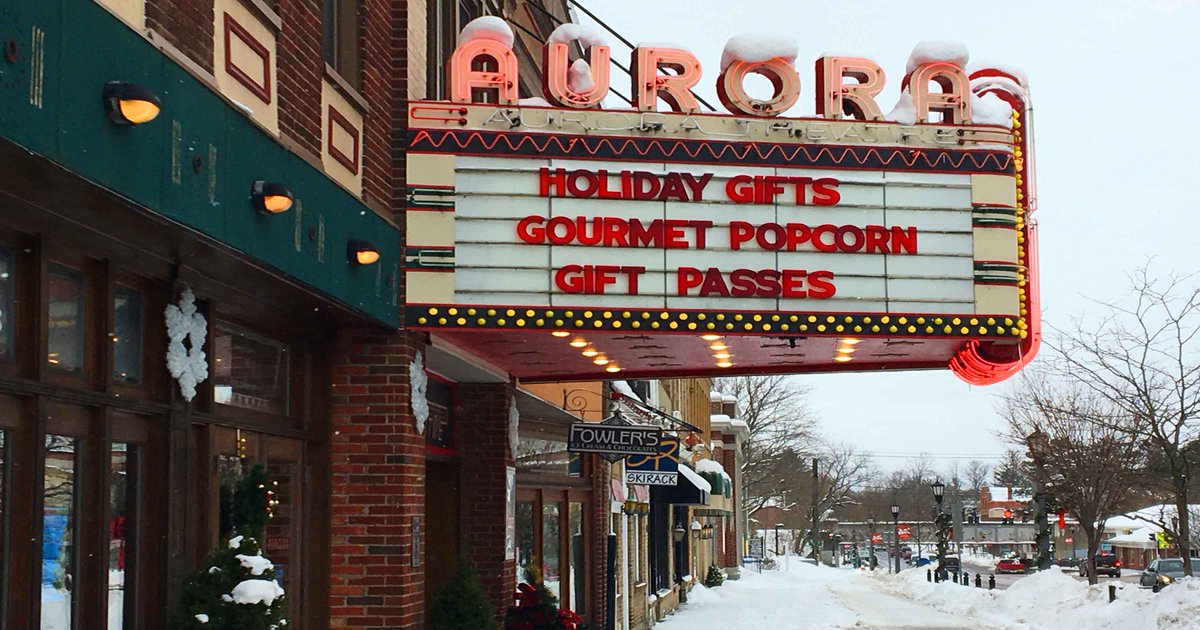 VisitBuffalo_'s tweet photo. #EastAurora is a charming village brimming with tons of character. And around the holidays, it's the perfect place to spend a day enjoying the spirit of the season. Check it out: https://t.co/mcXV7NUuPC https://t.co/k2rrDyt0aJ