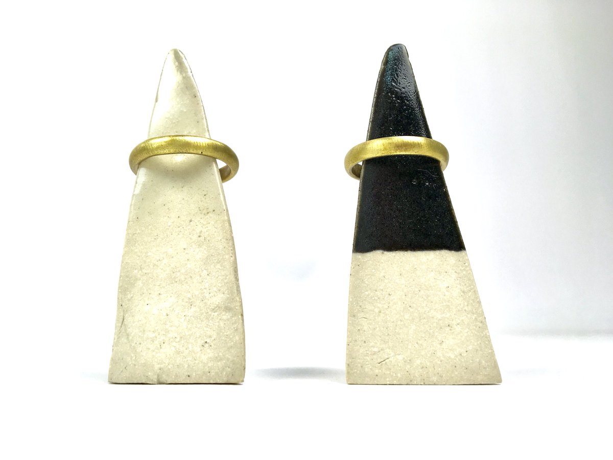 Psychic_Sister's tweet photo. Francesca Z brass rings
$18 + stackable ..perfect for fighting the patriarchy. .
.
.
#psychicsister #francescaZ #rings #byefelicia https://t.co/yFYxyabNjL