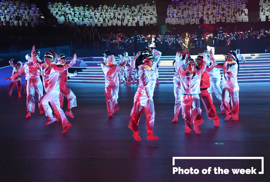 NSWEducation's tweet photo. Didn't get a chance to watch the 2017 @SchoolsSpec in person? Check it out tomorrow night (Dec 16) at 7pm AEST on Channel 7 / 9pm in WA. More info here: https://t.co/0gDjiwwp12 🎆🎆🎆
#PhotoOfTheWeek #OwnTheMoment #Spec2017 @TheArtsUnit https://t.co/q1JjX7OJN2