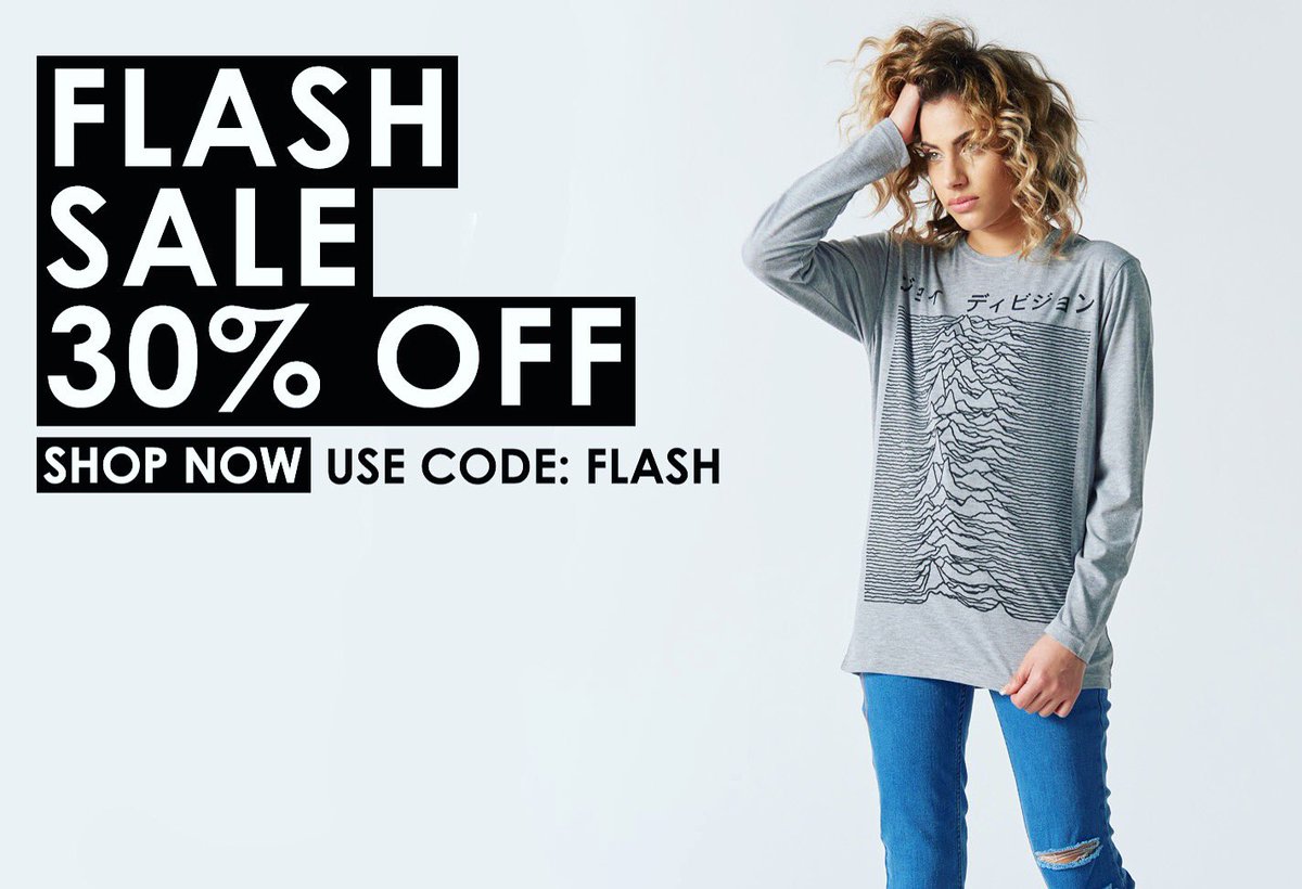 WornBy's tweet photo. FLASH SALE!!! 30% off everything until Sunday. Use code FLASH at checkout 🔝🔝🔝

https://t.co/EZu9CFDIzp https://t.co/HSp9KQBZva