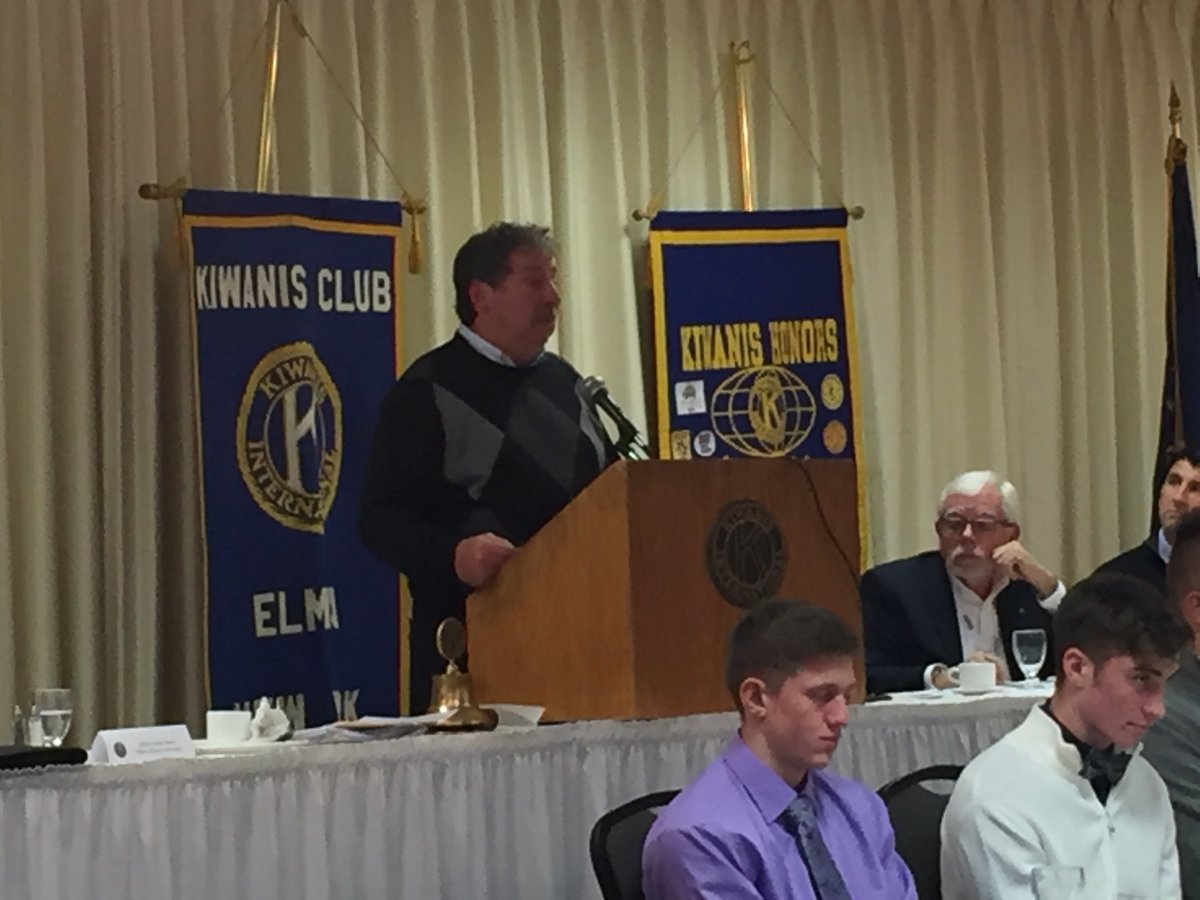 WENYKevinCase's tweet photo. Notre Dame Head Coach Mike D’Aloisio has announced that Waverly’s Paul Girolamo has also been awarded the Joel Stephens award posthumously. @waverlyathletic @WaverlyFB https://t.co/ntpReYENOY
