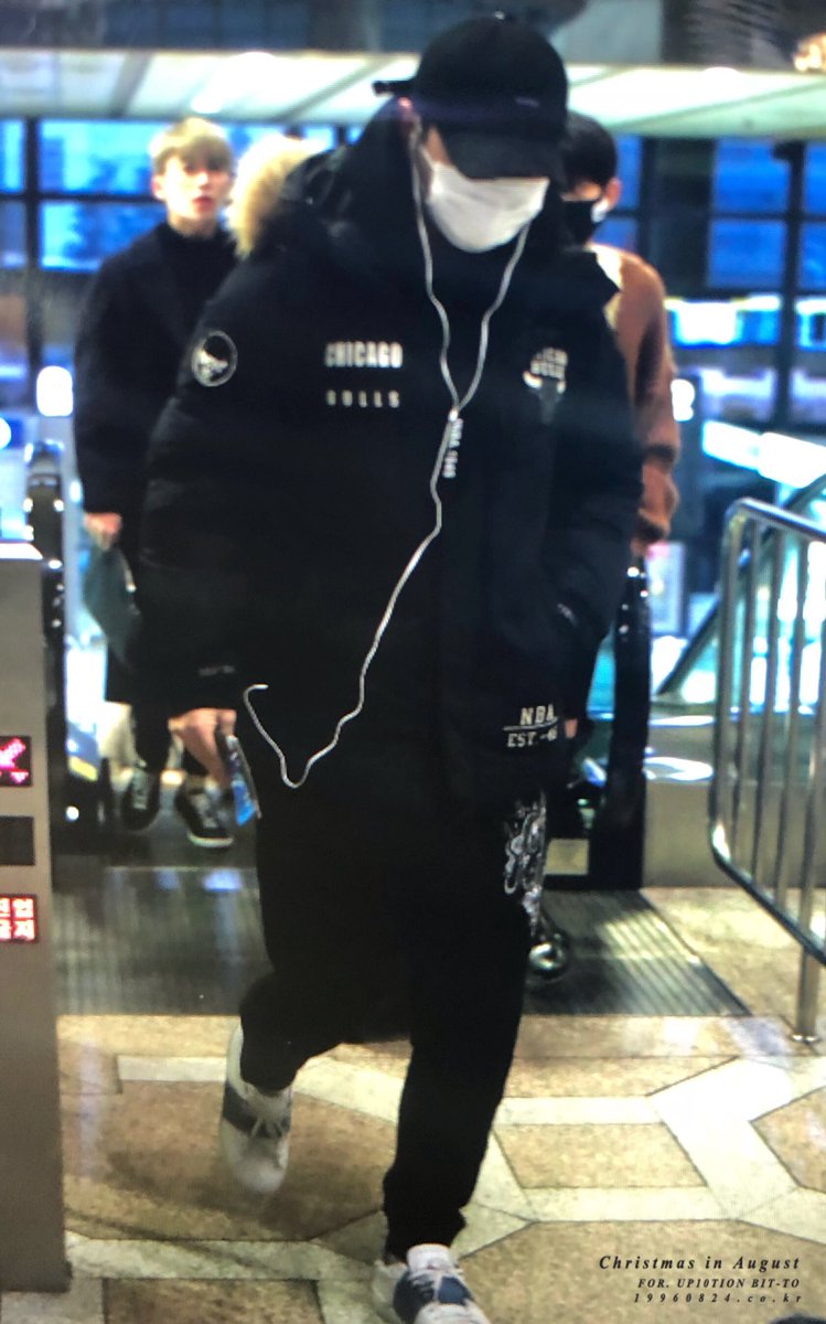 960824_lee's tweet image. 171215 GMP 출국 PRE #UP10TION #업텐션 #GOING_CRAZY #미치게_해 #BITTO #비토 #ビト
@UP10TION

감기조심해 ㅠㅠㅠㅠ