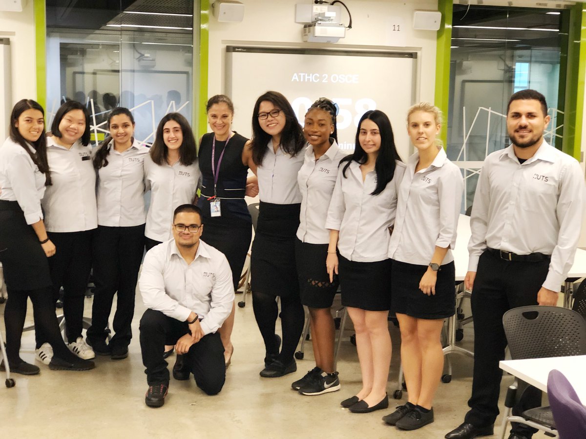 jlepharm's tweet photo. What a fantastic way to end a brilliant two weeks of virtual placement! Learning about vaccinations and getting hands on experience with the sponges that represented the deltoid muscles #UTSPharmacy #UTSVirtualPlacement2017 https://t.co/ezg9YCjHwQ