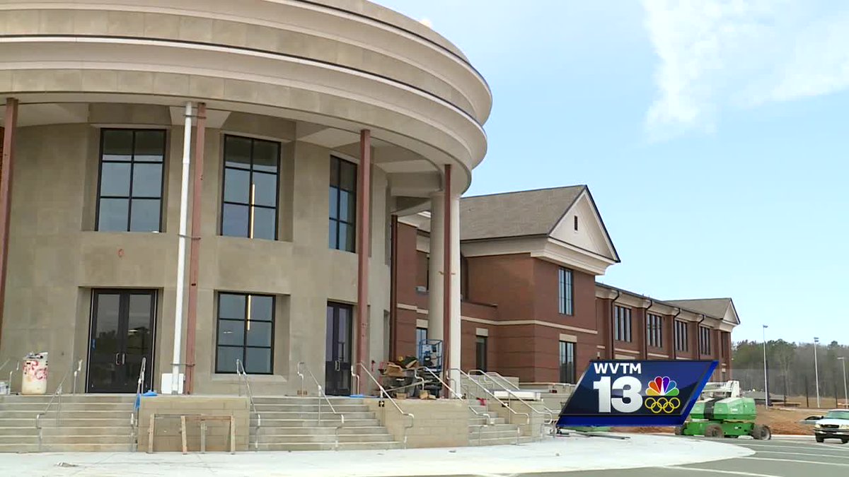 MaryOConnellTV's tweet photo. New Thompson High School edging close to opening @WVTM13 https://t.co/N6Zxo3YLsd https://t.co/ULEpbtHg4l