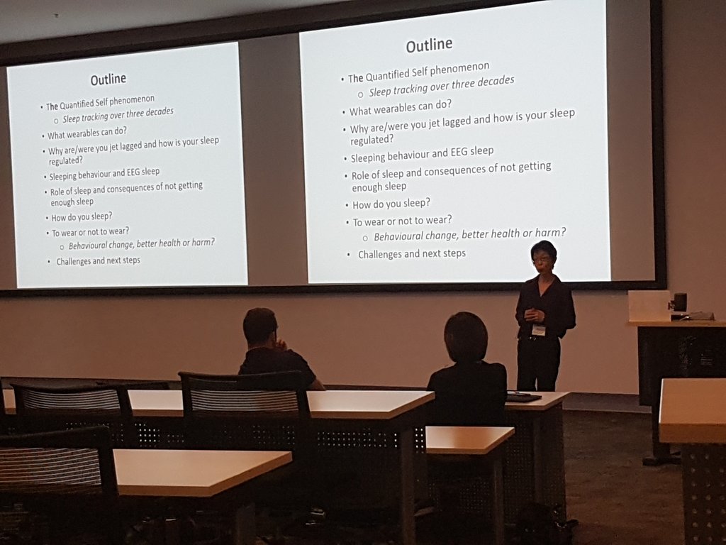 Mark_gardner_14's tweet photo. Wearable devices in sleep keynote. #LSC2017 https://t.co/SaoZDNf7wm