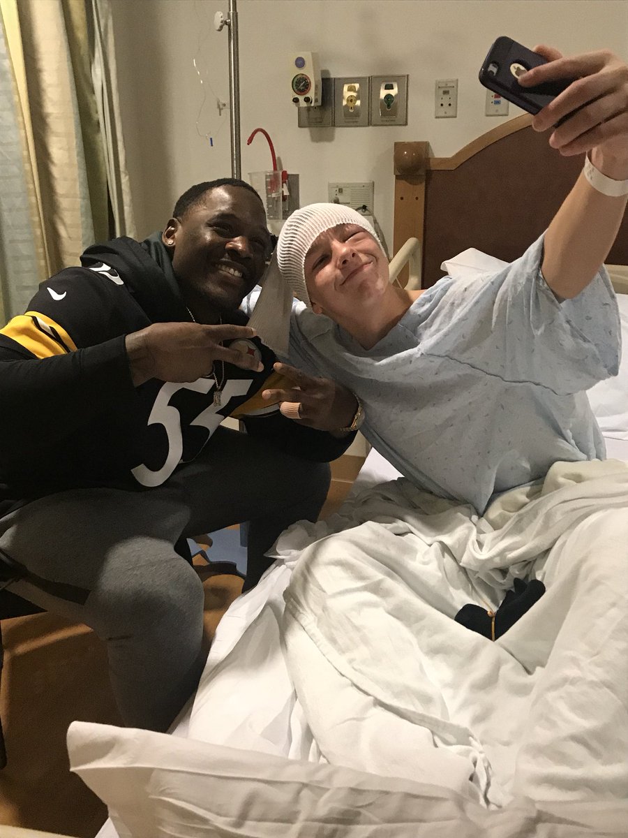 Teresa_Varley's tweet photo. Can’t even explain how much love  @dabody52 has for these kids @ChildrensPgh. This is the definition of heartwarming. https://t.co/tauuCdiBBd
