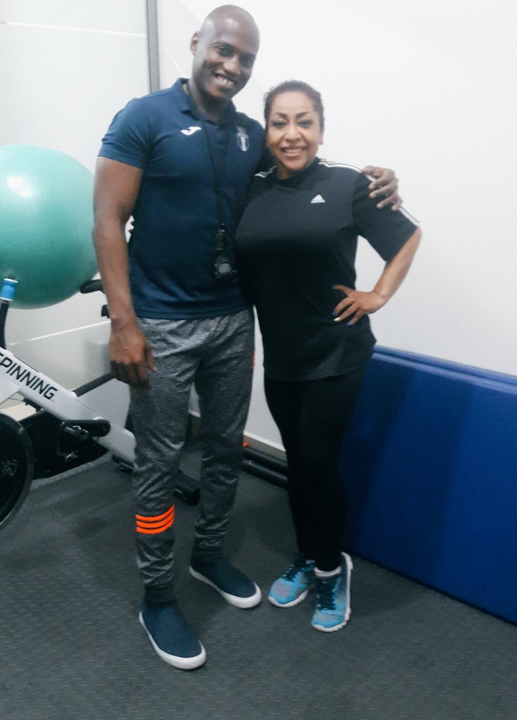 SantosDalia's tweet photo. Finalizando la semana de actividad física  con mi entrenador personal!!!
Sus frases célebres de la semana fueron!!!
#VamosAComplicarEsto
#Dale
#FaltaPoco
#NoMeHagasTrampa
#MeDebes pero al final  #BuenTrabajo 💪💪💪 @erlurole https://t.co/oh9pJcL706