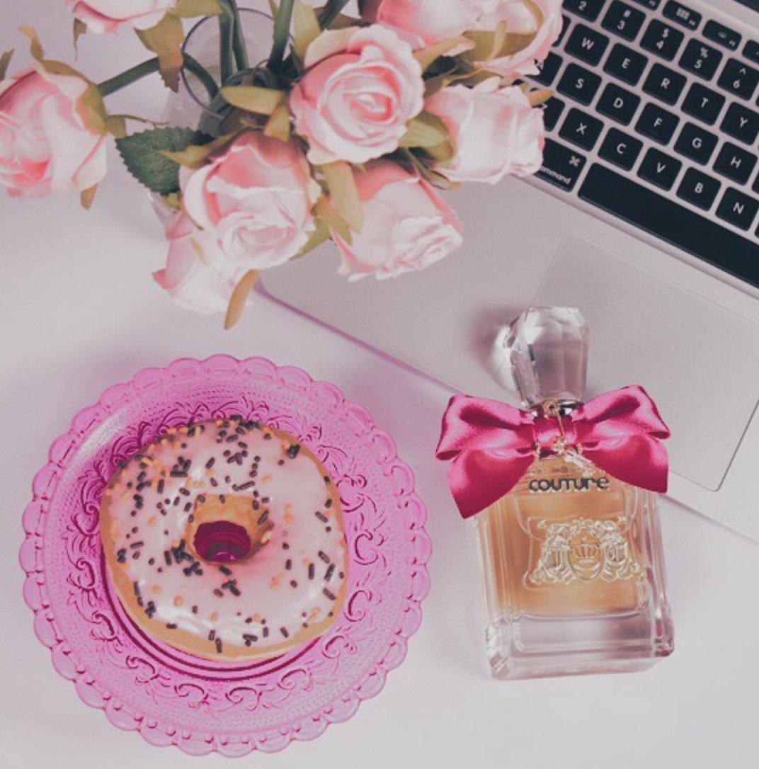 #VIVALAJUICY #Contest <a href="/InfluensterCA/">Influenster Canada</a> @JuicyCouture Loving the vivalajuicy perfume sent to me by Influenster!