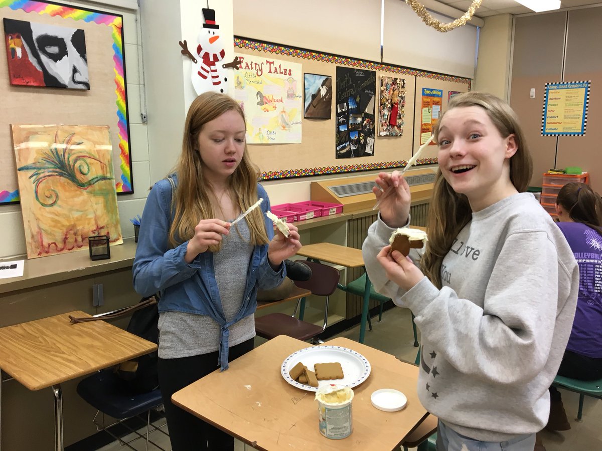 deneerep's tweet photo. CAP 10D making gingerbread houses! Tomorrow the decorating competition begins!! @RegPublicSchool @campbelltartans #capbabies #Grad2020 #CAP10D https://t.co/PuByQ4IbAo