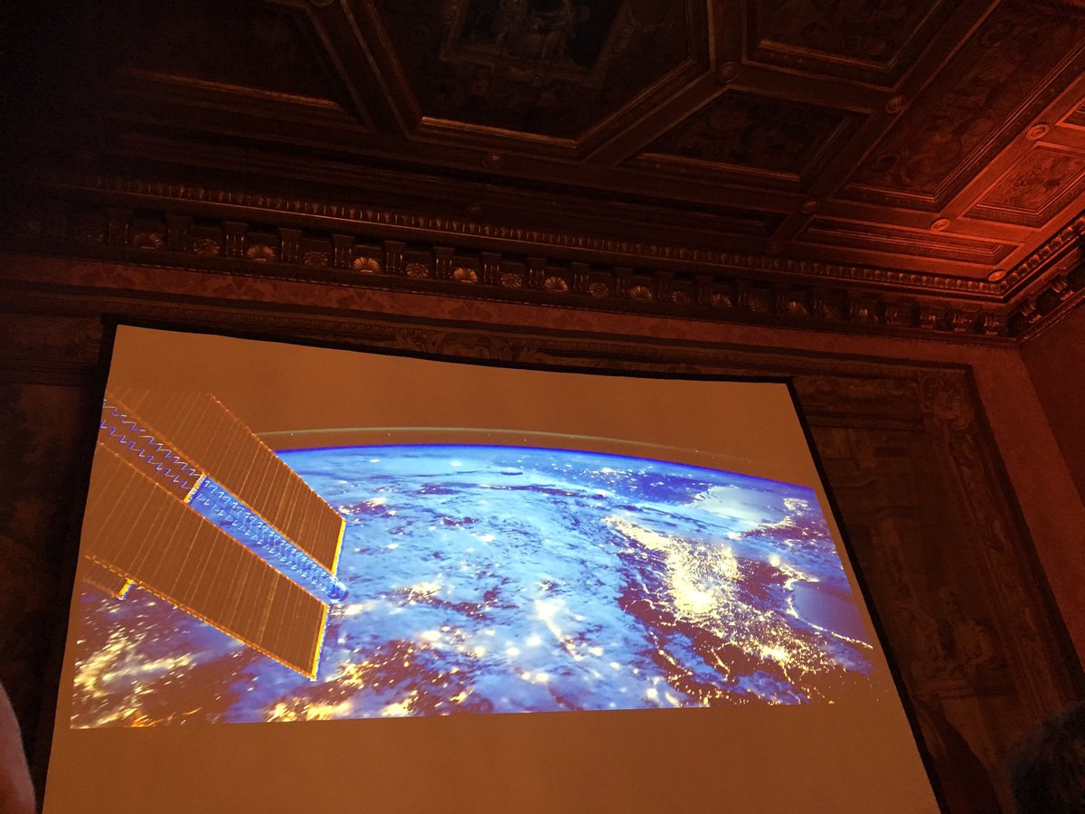 florencetison's tweet photo. .@Thom_astro : "technically, we should be able to send people to Mars within 15-20 years. It's going to be the biggest adventure of all adventures!" @FrenchTechNYC @EdGrapeNutZimm @LaetitiaGdC #TechFest2017 https://t.co/xJE5ajtZM9