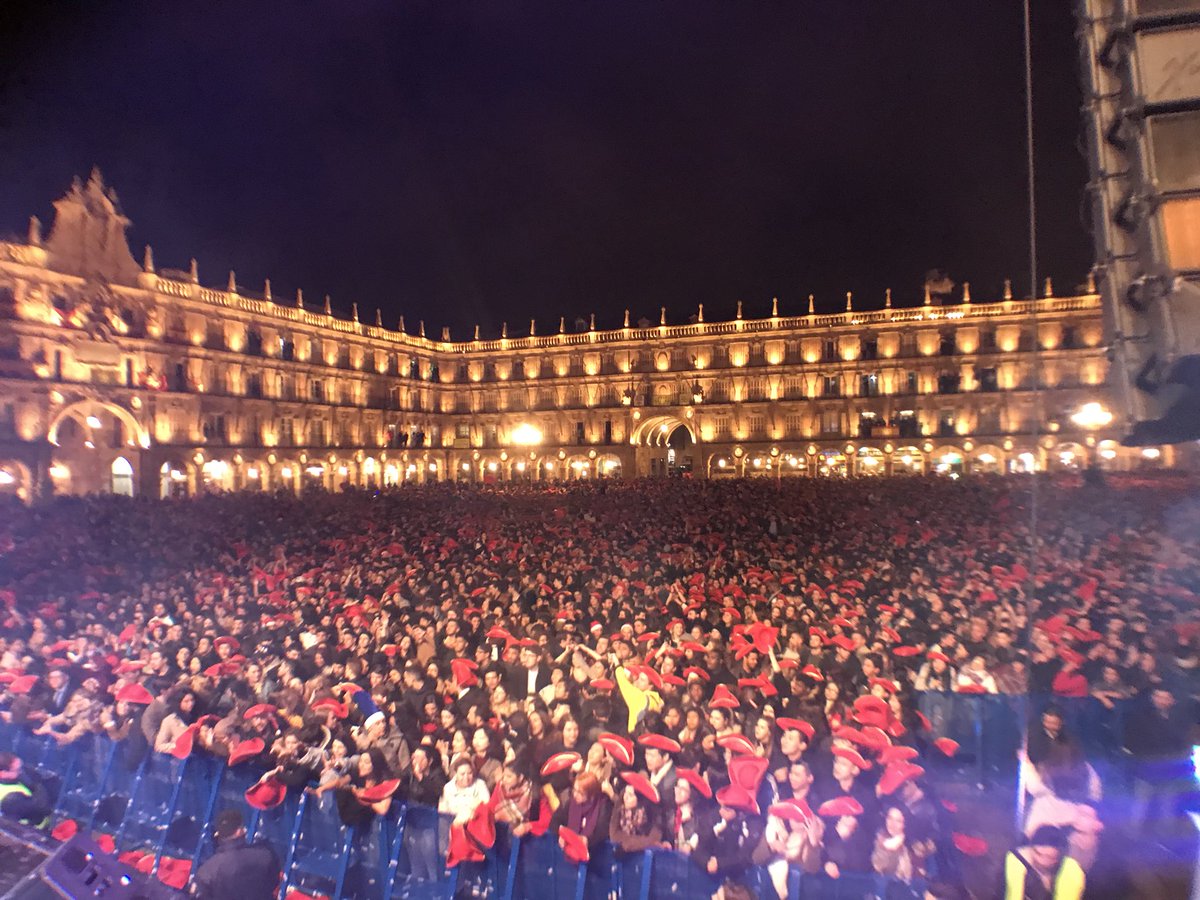 NUSalamanca's tweet photo. #Nu2017 Salamanca a tope https://t.co/JUt9QqPWiZ