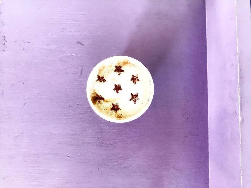 sipsterwine's tweet photo. Brain dust latte at @moonjuiceshop on Sunset. Staying focused and clear tonight.
.
.
.
.
.
#moonjuice #moonjuiceshop #moon #dust #braindust #latte #moonmilk #sipsters #coffee #esspresso #sunset #silverlake #stars #focus #brain #braindust #clarity #la #lo… https://t.co/lv7XIgyMh8 https://t.co/q9oxZuMkI2