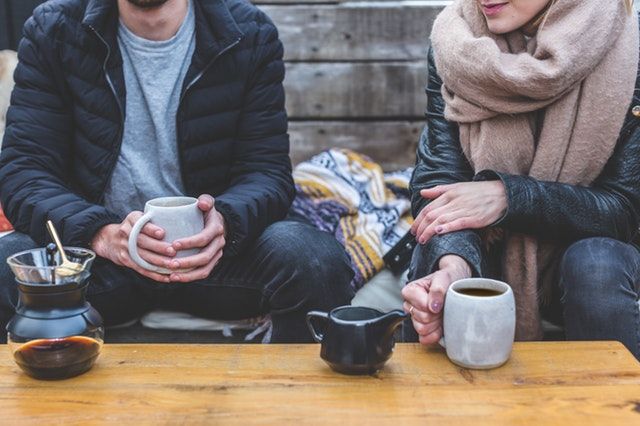 AAAIAQ's tweet photo. Even in an apartment, heating can get expensive. Use these tips to stay cozy without breaking the bank. https://t.co/nj3ozwavS8 https://t.co/PPtvVIwG30