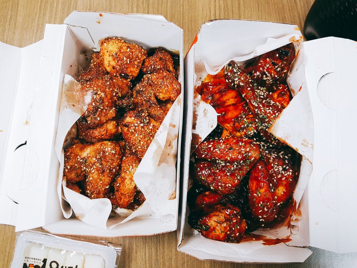 또 먹고 싶다
#오븐마루 #존맛 #완전 #취저 #데리 #바베큐 #치킨