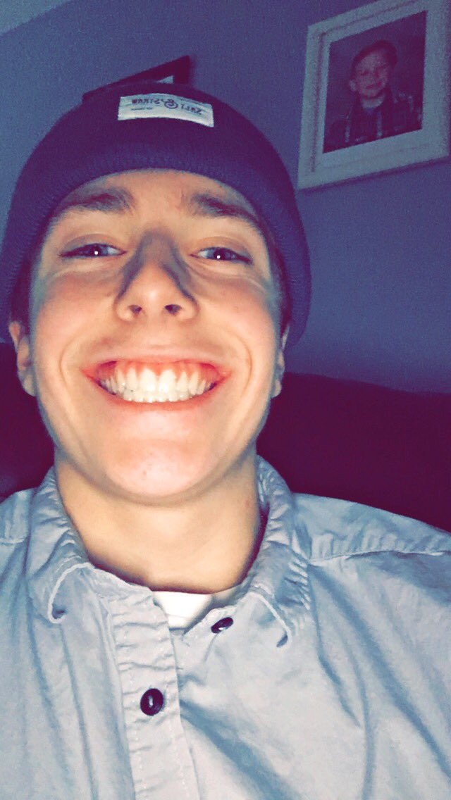 clutchconnor's tweet photo. College changes you... https://t.co/bbMFA81bZM