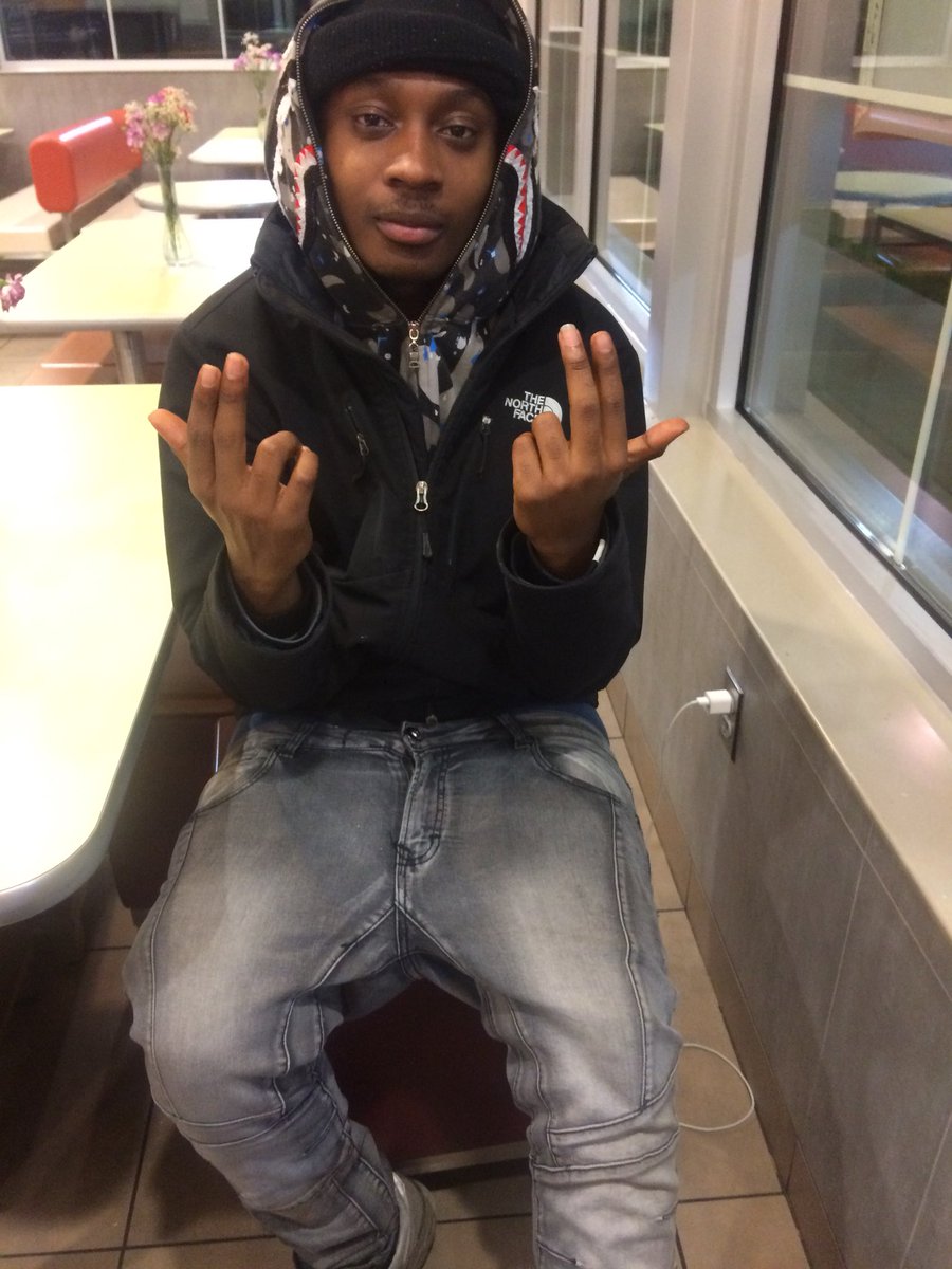 LowkeyBroski__'s tweet photo. Mr.KeepItOnDaHush😈 https://t.co/FtaxWNZ4Jf