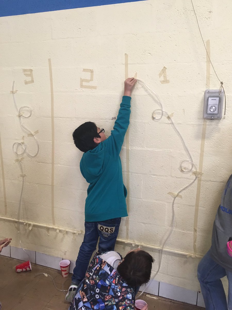 kaylabpesce's tweet photo. Helping Ss prepare for community night at Dupont Elementary. #forceandmotion #ScienceSparks #WeAreHamilton https://t.co/9ztRXRaV1r