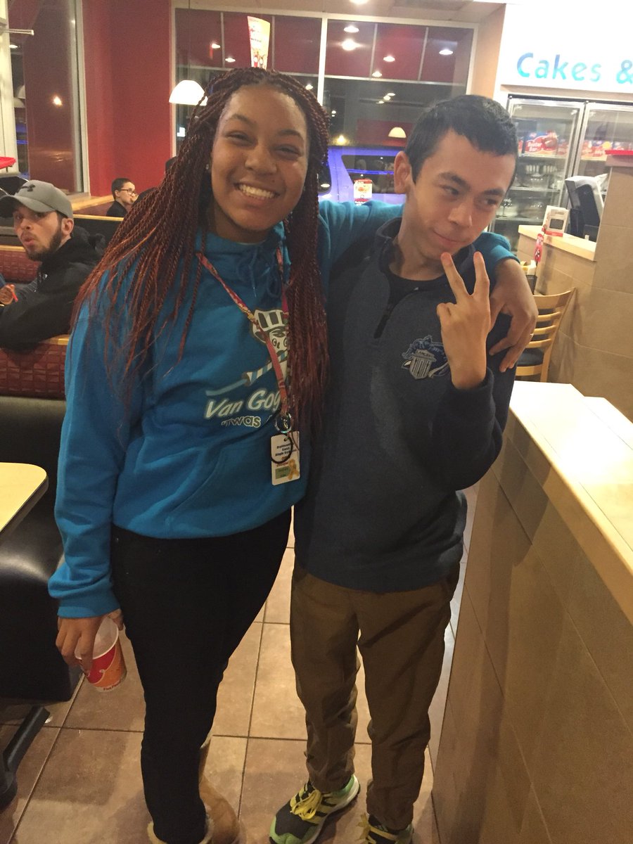 beLadyLancers's tweet photo. Head manager Andrea Silas @dreaisuniqueee and Lancer Mascot Joey T working hard at Hope Club’s Dairy Queen fundraiser! https://t.co/jurD20VFuL