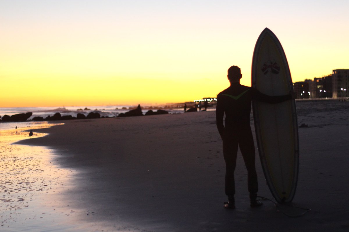 Sometimes you have to stop and enjoy the view. 🌅🏄🏽‍♂️ #Surfset @SurfsetFitness #surf #surfer #endlesssummer