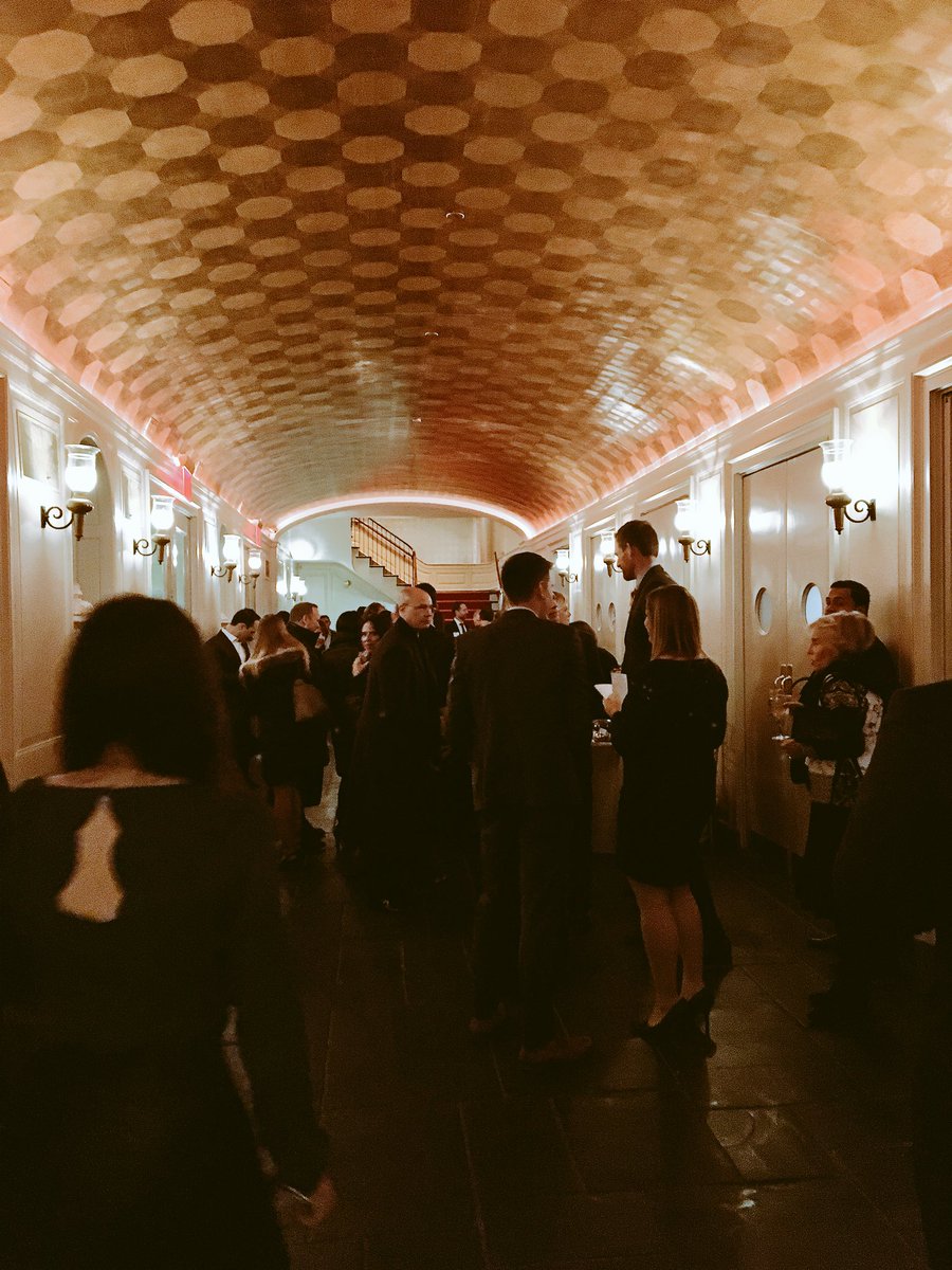 Rolling out the red carpet for <a href="/LafCol/">Lafayette College</a>! 🎉🎊 #HolidayParty