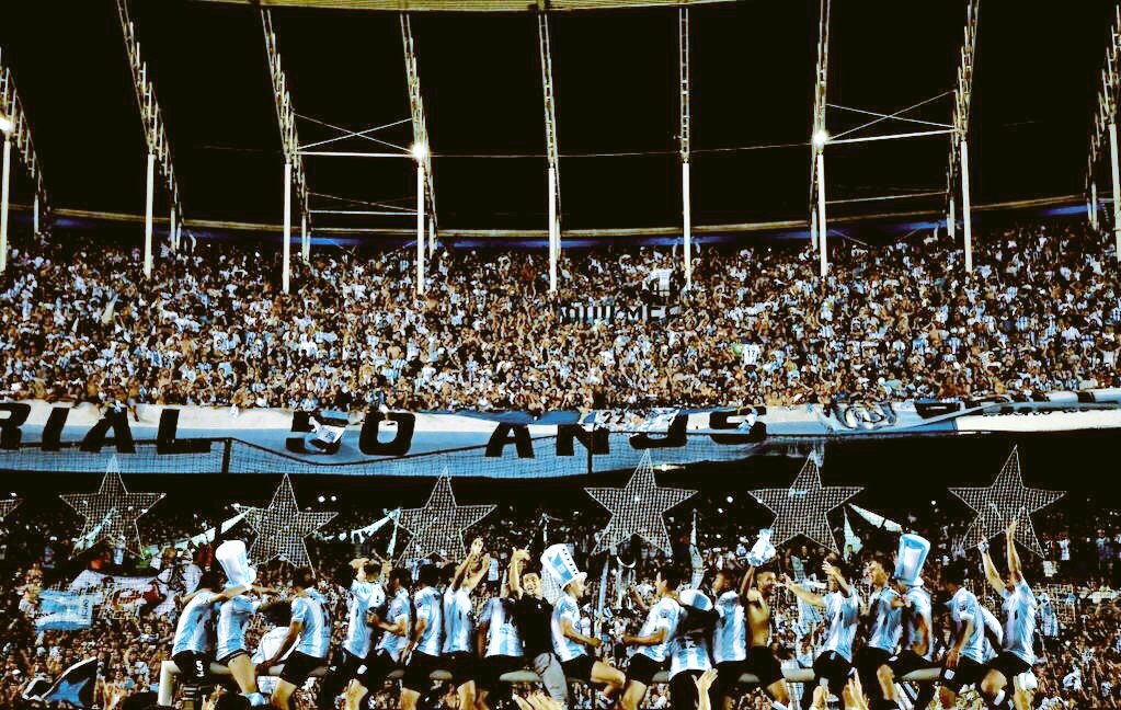 RacingTwittea's tweet photo. Importante jueves 14 de diciembre que se despide con:
🏆 El aniversario de #Racing campeón. 
⚽ La casi llegada del nuevo DT de La Academia.
👑 El tan ansiado regreso a casa del ídolo, Diego Alberto Milito.

Mañana, día de definiciones. https://t.co/LGTNblQVi2