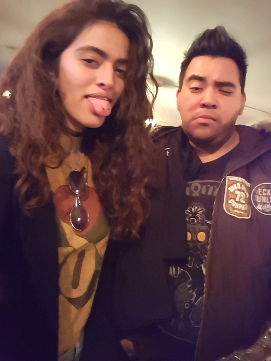 Asian_Crisis's tweet photo. La posada super chida con los amigos de #G64XMAS Gracias por tanto y perdón por tampoco xD https://t.co/SaHhSudUU3