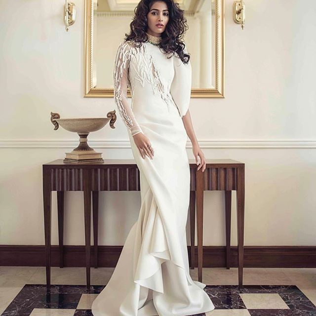 TheRackUAE's tweet photo. We can’t wait to unveil the gorgeous collection by Gaurav Gupta! 
Look forward to seeing you on Friday &amp; Saturday at The Rack by Kachins 
Location: Villa 446, Opp. Box Park, Al Wasl road, Jumeirah
Timings: 12:00 pm - 9:00 pm
Contact: (054)4483477 https://t.co/bN1vFwmxA1