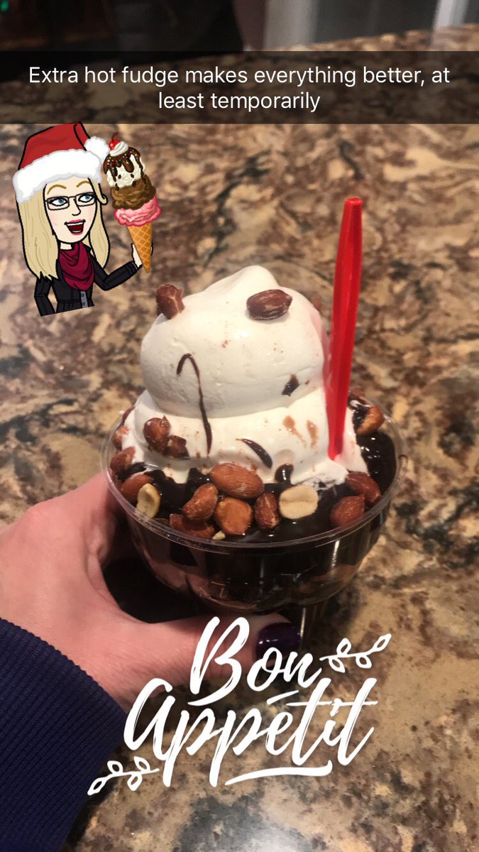 MichelleLSch's tweet photo. When life sucks, and your mother is guilt-tripping you, and your MIL is being a total wench ๐ฉ๐ข๐ #CurrentMood #HotFudgeHelps https://t.co/zE4NIyF4Cb