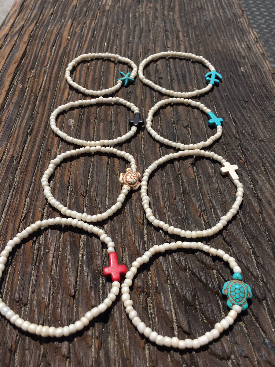 TopSailKnots's tweet photo. Need some last minute stocking stuffers or secret Santa gifts?! We have you covered! Click the link to view over a hundred bracelets!⚓️⛵️📬: https://t.co/ghkjmkFj09 https://t.co/i5IMVNPwKP