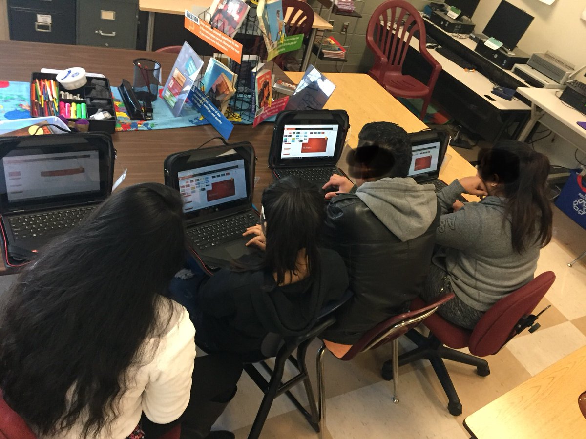 Ss collaborating on their PBL in EL class. Guiding Q: How can we make our HS feel more like hom for our new immigrant Ss? We are making a bilingual welcome video. We will be ready for our new Ss! #ellchat