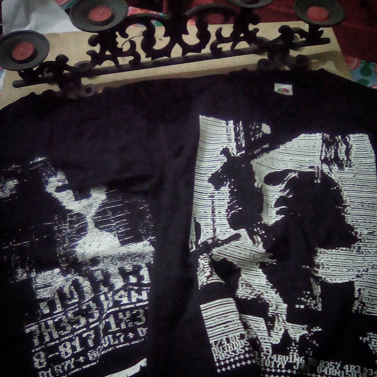 8bitpixeldomina's tweet photo. #blackandwhite #silkscreen #blackmetal #occult #glitchart #darkart #morbidfashion #pixelart #death #goth #undergroundfashion #deathart https://t.co/oCY82de0yS