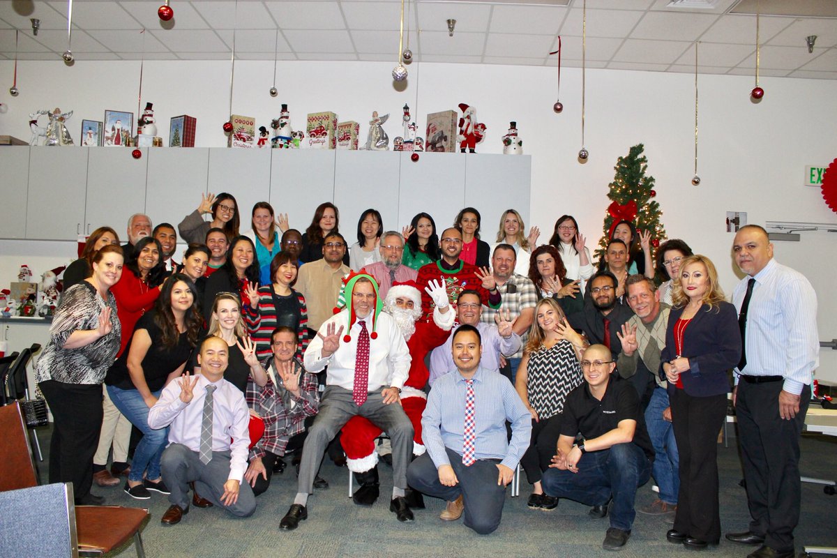 KenAhlrich's tweet photo. Happy Holidays From the Amazing D4 Team! #D7204 #WhereIsKenAhlrich? @kenmorris317 https://t.co/nmfa90yDWo