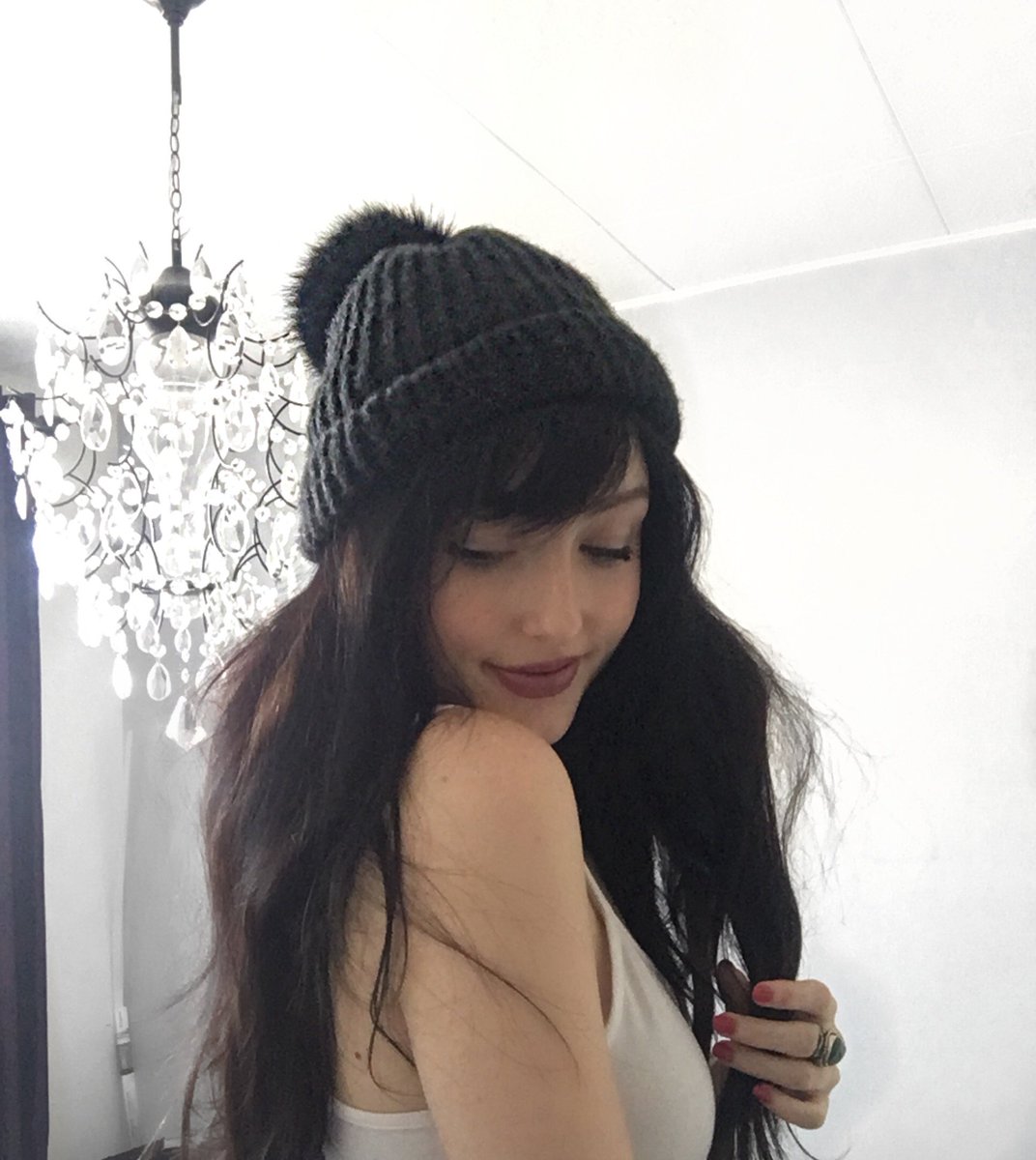 TheSparkleStyle's tweet photo. Bangs are back!! Thank you so much @DistilleryHair for the amazing service!! Andrea is FANTASTIC! If you’re looking for a great salon in Toronto....this is the place! 💗 #styleblogger #hairlove #distilleryhair https://t.co/n9HgeTPJxK