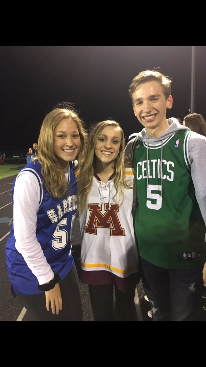 LexieLamont's tweet photo. HBD @bsorensen99 💗💗💗 hope you had the best day!!! #lab https://t.co/yif7F9UHbK