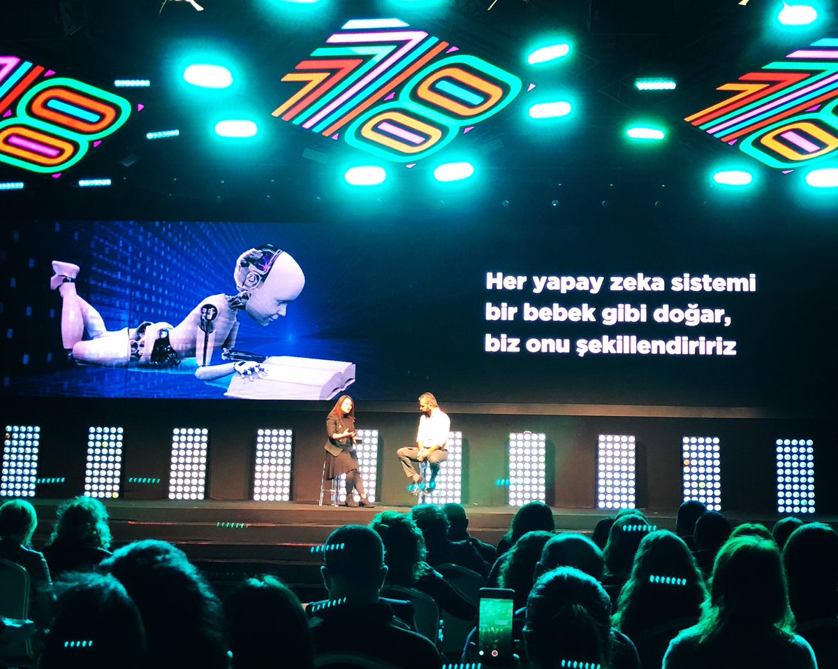 FoggyMan7's tweet photo. RT @tugcebabaeren: #artificialintelligence #baby #robot #technology #brand #brandconference https://t.co/XR7MuDCjEA