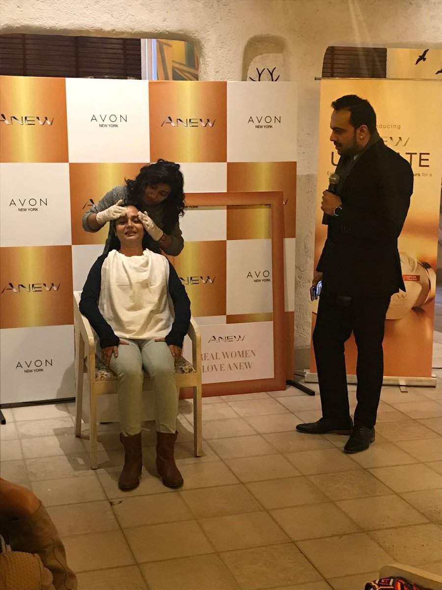 AvonIndia's tweet photo. Here's a #Throwback to an evening full of glamour, knowledge and fun with ultimate Beauty and Fashion Bloggers. #AnewAvon #AntiAgeingSolutions #Skincare #FlawlessGlow #AnewRange #SkincareTreatment https://t.co/5kdbndWt9X