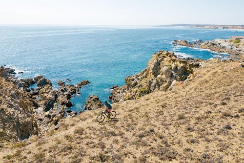 discoverctwc's tweet photo. The #Weskus is a region that boasts both culture and heritage AND adventure in spades! Here are five adventure experiences for all you adrenaline junkies out there! #discoverctwc https://t.co/qBnmqyRH8O https://t.co/Y5TzqRTflo