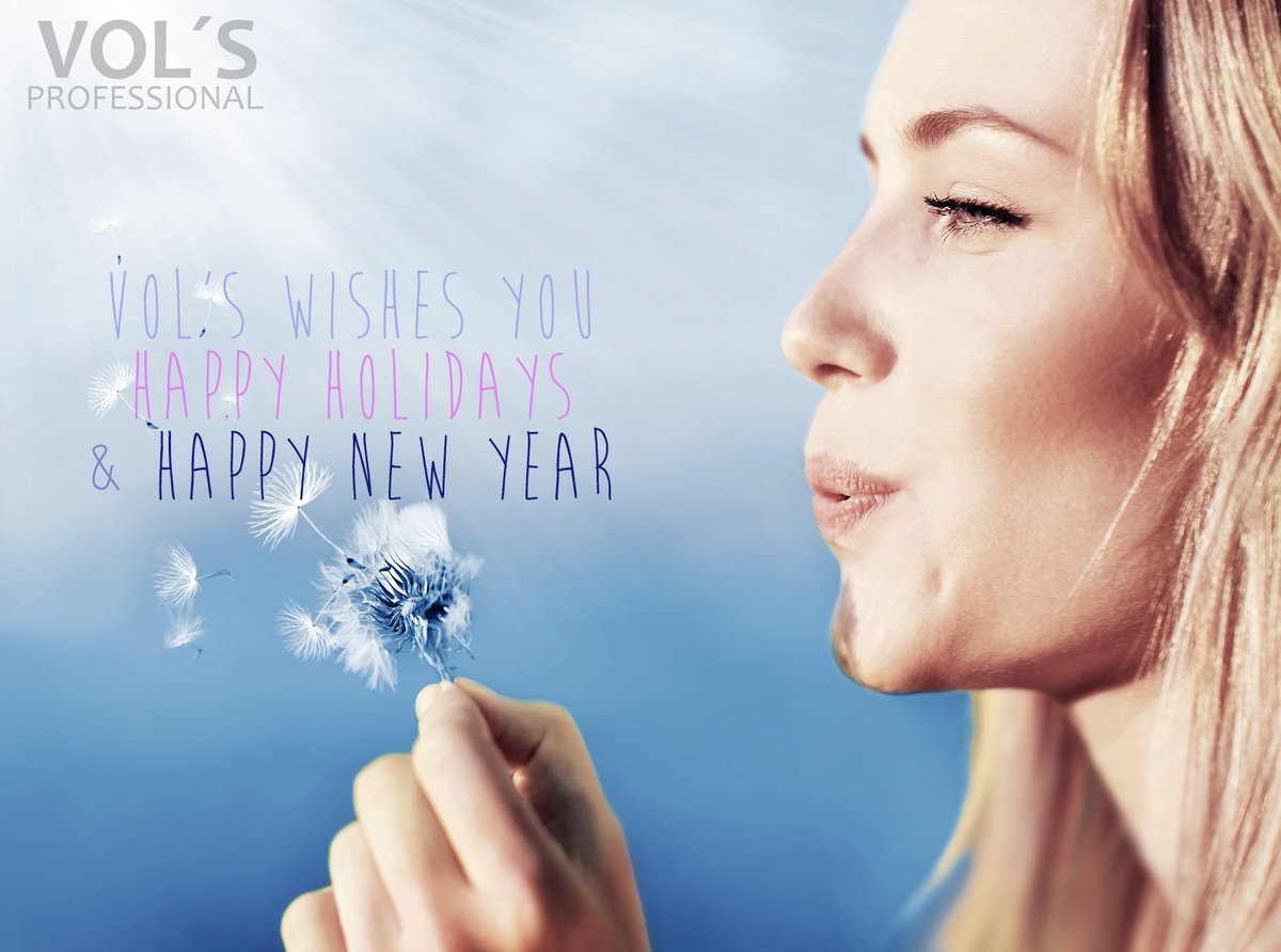VolsProf's tweet photo. OUR BEST WISHES FOR 2018 ❄️ https://t.co/5pfAfwW3wm
