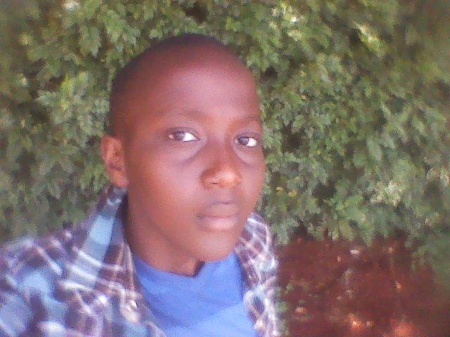 trevormunene7's tweet photo. On my way back to school for a bir https://t.co/rVOelFPn3W